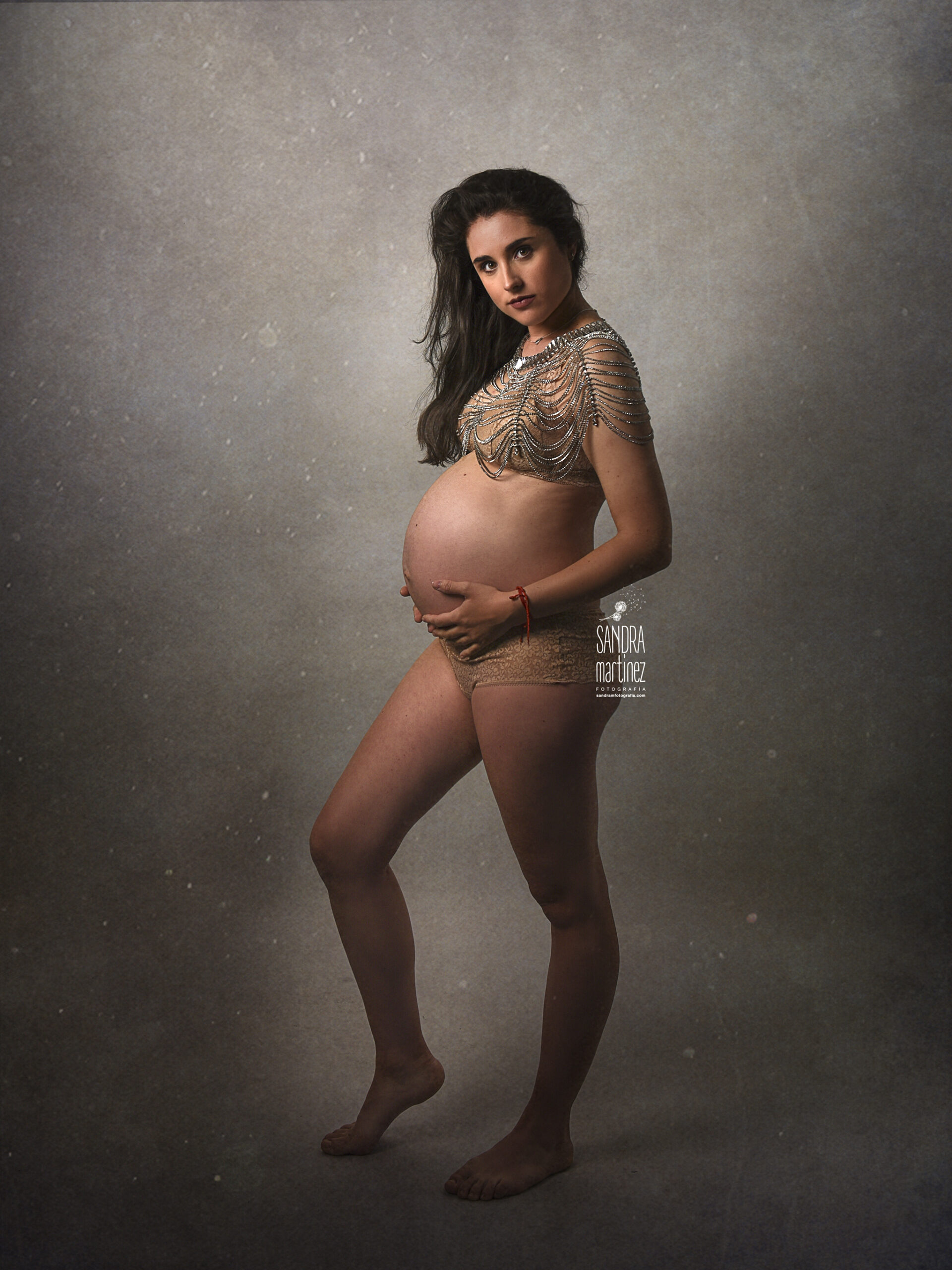 sesionembarazo-embarazada-maternidad-fotografobarcelona-fotograforipollet-sandramfotografia-8